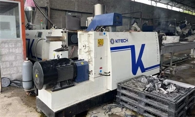 Ekvadora--HDPE loksne-500kg/h cietās plastmasas mazgāšanas sistēma un KSP120+...